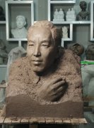 赵树理纪念雕像：文脉传承与创作精神的永恒丰碑