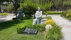 孙礼仁纪念碑落成：以《思索》之名，传承艺术之魂